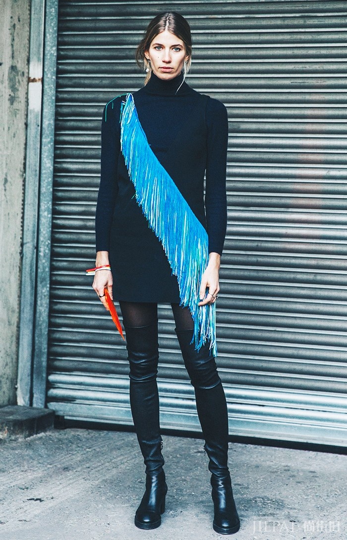 让街头型人教你怎么穿出时髦金属未来风