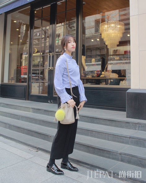 首尔春装街拍：给你10个上班造型灵感！