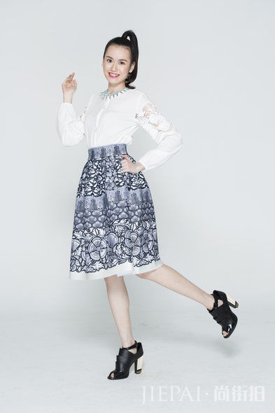 春夏花色！SOGO x Elle 春装配搭灵感右滑图片，立即看首尔型人的春装穿搭！