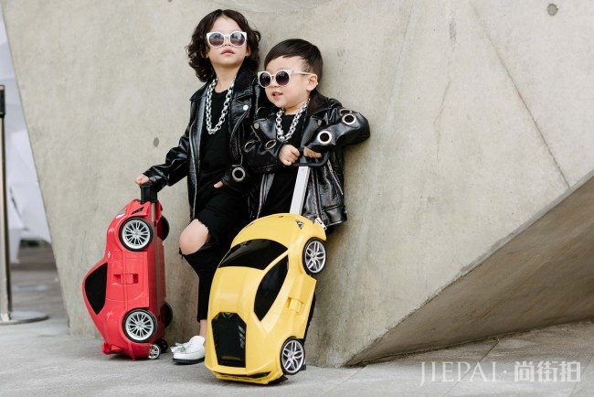 Street Snaps：来自韩国首尔时装周的极致混搭