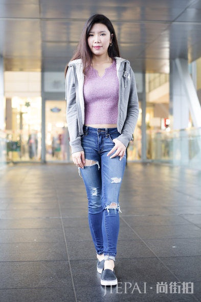 忽冷忽热怎样穿？8位街拍型人示范全天候牛仔造型！