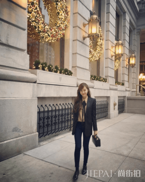 天生的时尚气质！「冰山美人」Jessica 最美穿搭搜罗