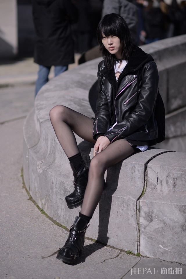 2016年5月巴黎街拍 看潮女街头时尚风格