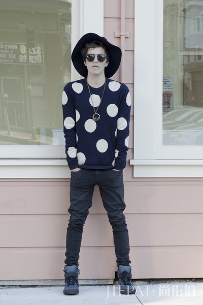 欧美型男街拍 看初夏着装指南