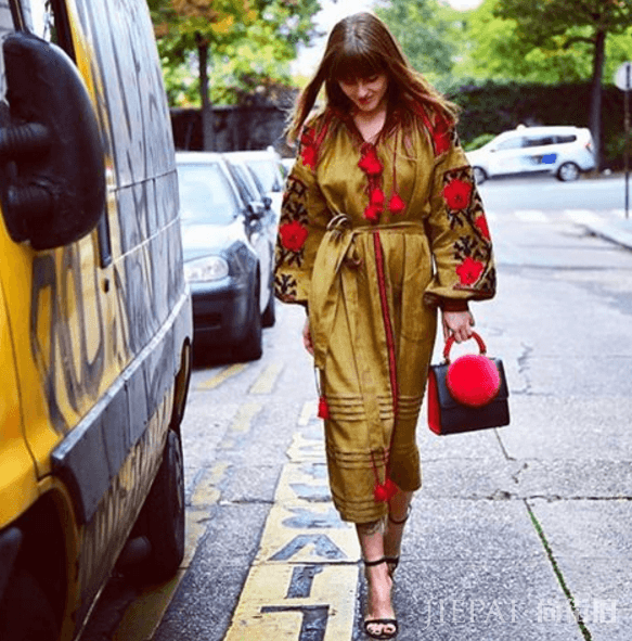 浪漫与不羁的完美体现：以传统刺绣为特色的乌克兰品牌 Vita Kin