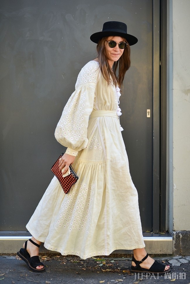 浪漫与不羁的完美体现：以传统刺绣为特色的乌克兰品牌 Vita Kin