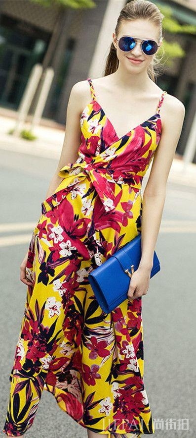 时尚街拍 红配黄穿出潮流一夏
