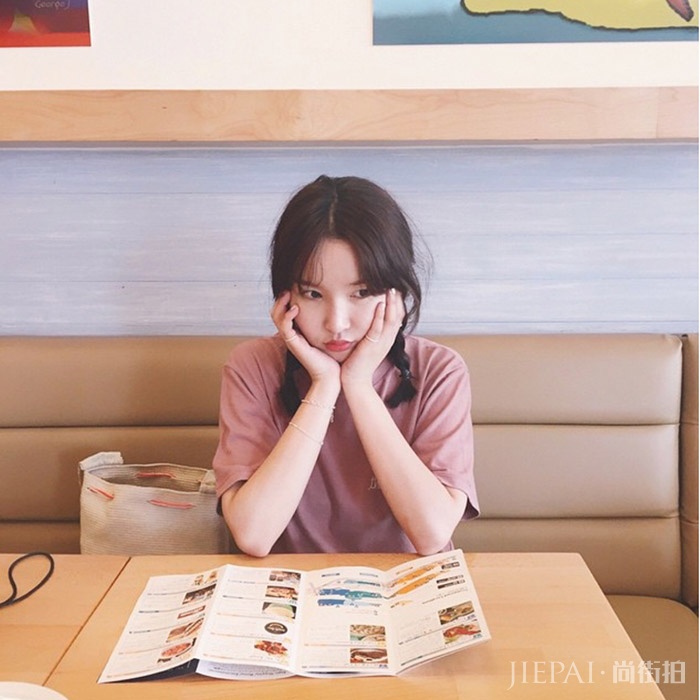 韩国穿搭术，总是时髦的刚刚好。