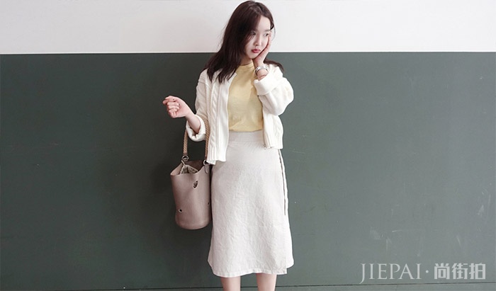 韩国穿搭术，总是时髦的刚刚好。