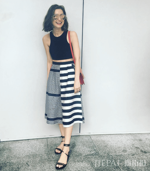 风采依然！37岁混血模特儿Danielle减龄穿搭法则