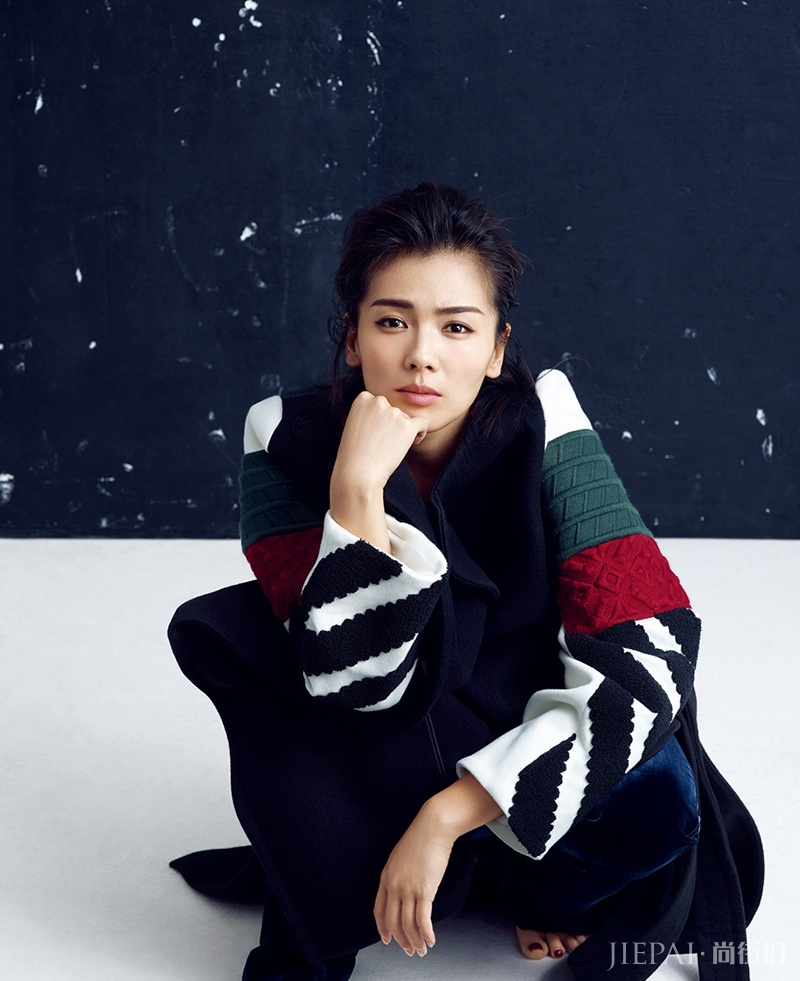 跨界女王刘涛登上封面 可美可攻切换自如！