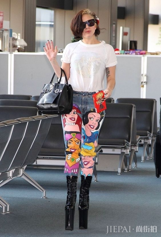 去迪士尼要这样穿!DisneyLand 游玩最佳街拍选