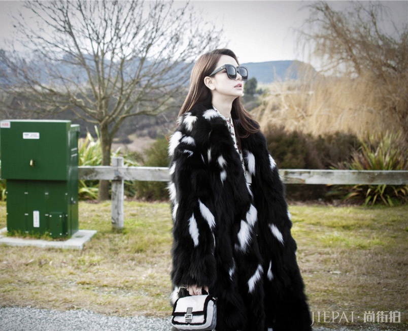 戚薇街拍 行走的氟利昂冷到新西兰