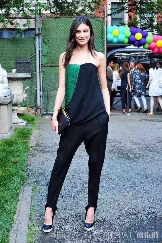 90秒知道 你不爱穿的健美裤居然成了街拍最爱