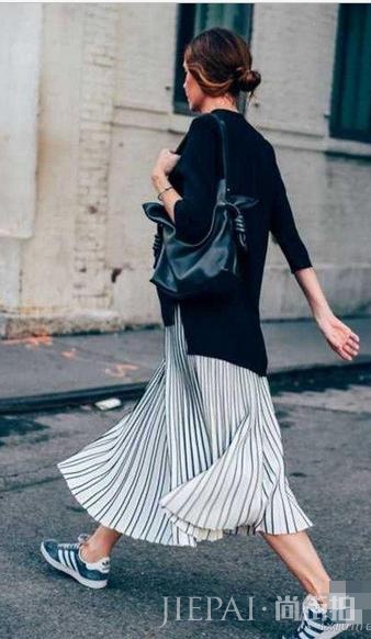 秋天长裙怎么搭配 教你穿出女神范