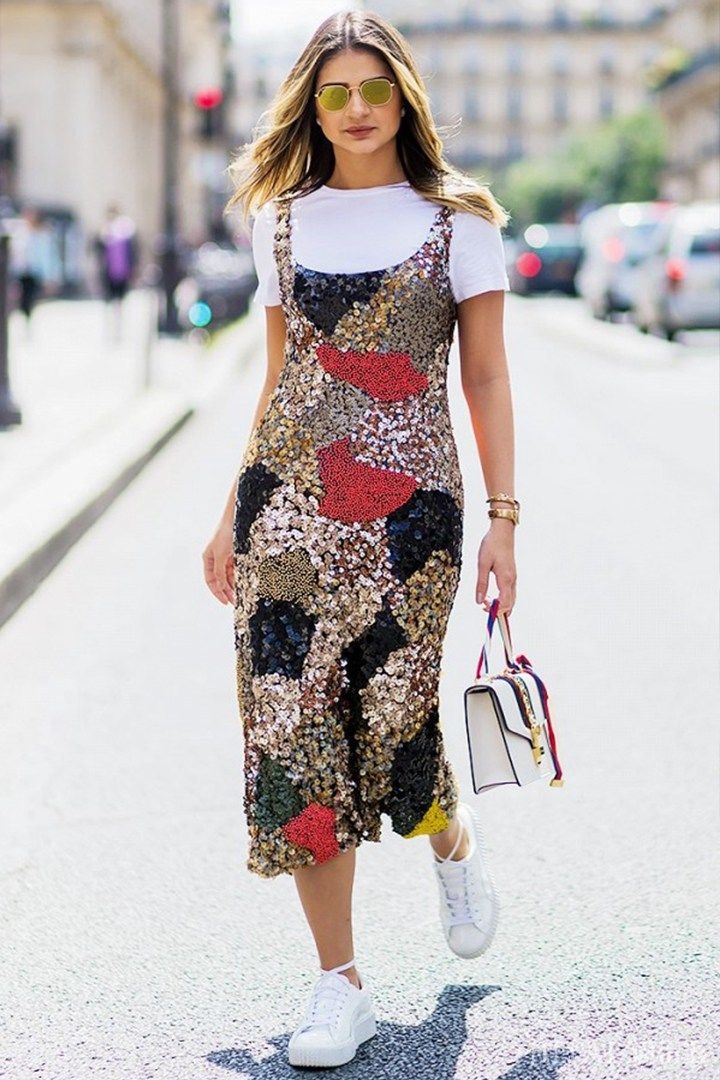 欧美街拍 看潮女吊带穿搭出新趋势