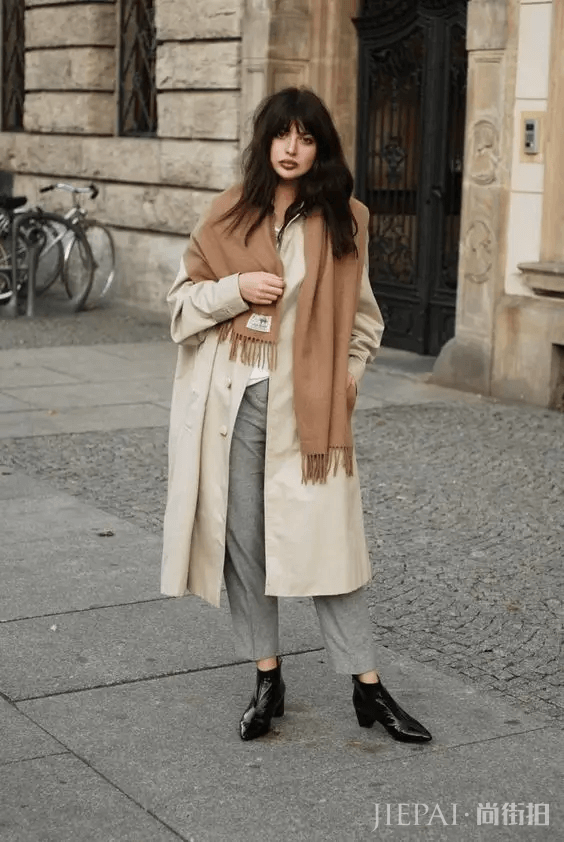 时尚博主都穿什么?这5件单品是她们衣橱的常备款!