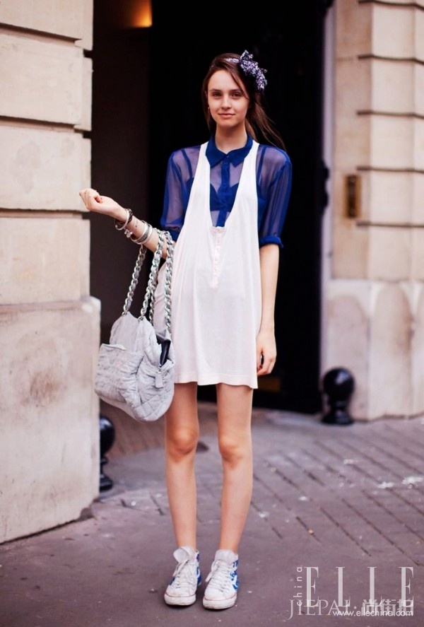 刘雯杨紫这样穿衬衫！下半年最火穿法学起来