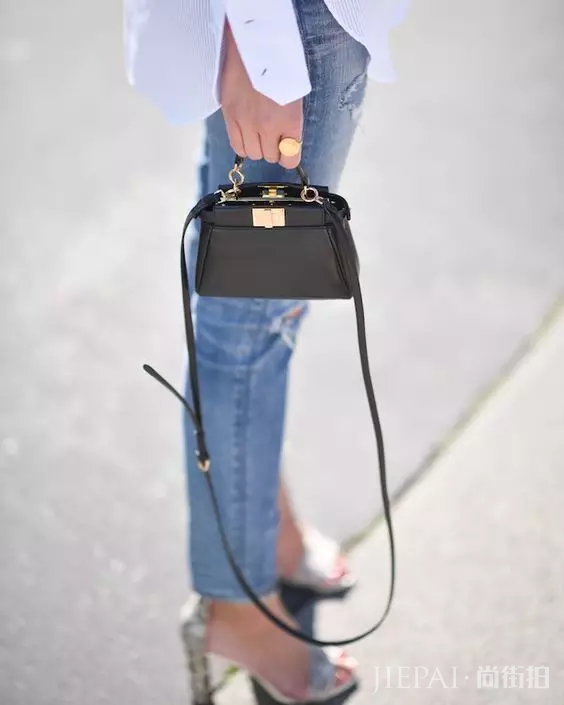 时尚博主都穿什么?这5件单品是她们衣橱的常备款!