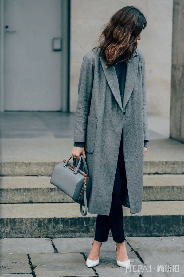 除了黑白灰,今年秋冬最in色彩你一定要了解!