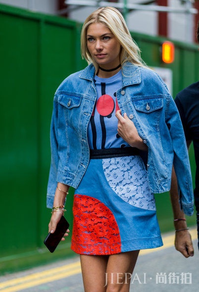 欧美街拍 看潮人恶劣天气下的时髦造型细节