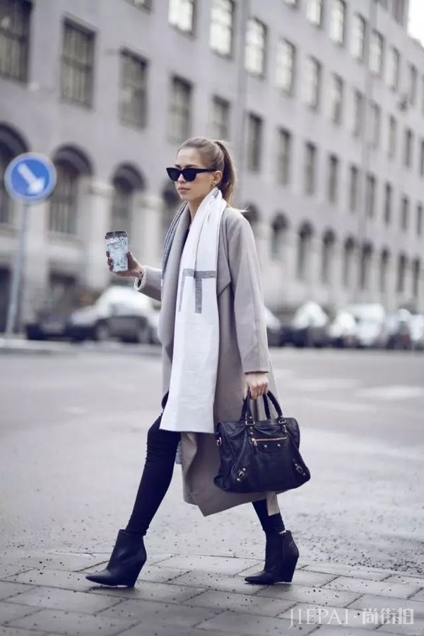 史上最全秋冬保暖cp——围巾+大衣搭配法