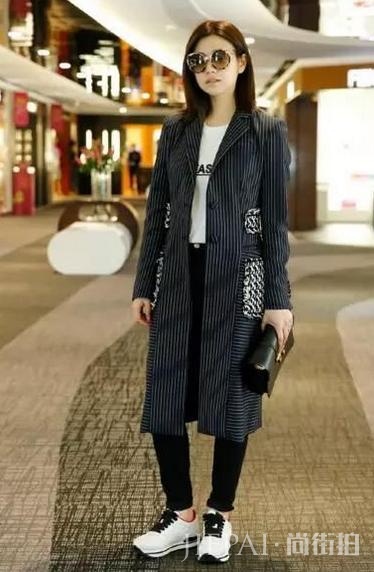 陈妍希街拍 越来越有女人味