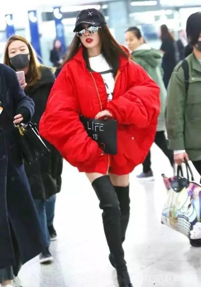 大衣配包包，这样搭才是绝配