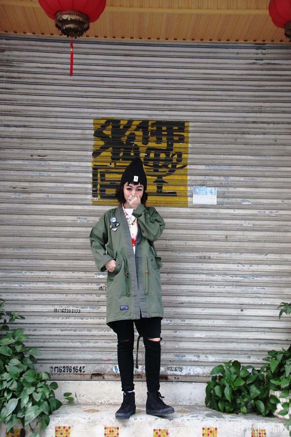 街拍示范 那些“做作”的摆拍照如何自然拍出来的