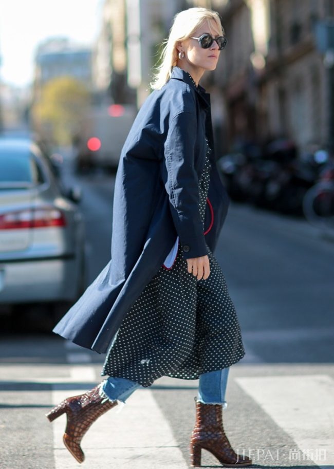 秋冬气势火力全开：个性靴款必学搭配法则