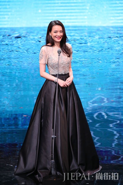 优雅率真!幸福人妻舒淇最美穿搭