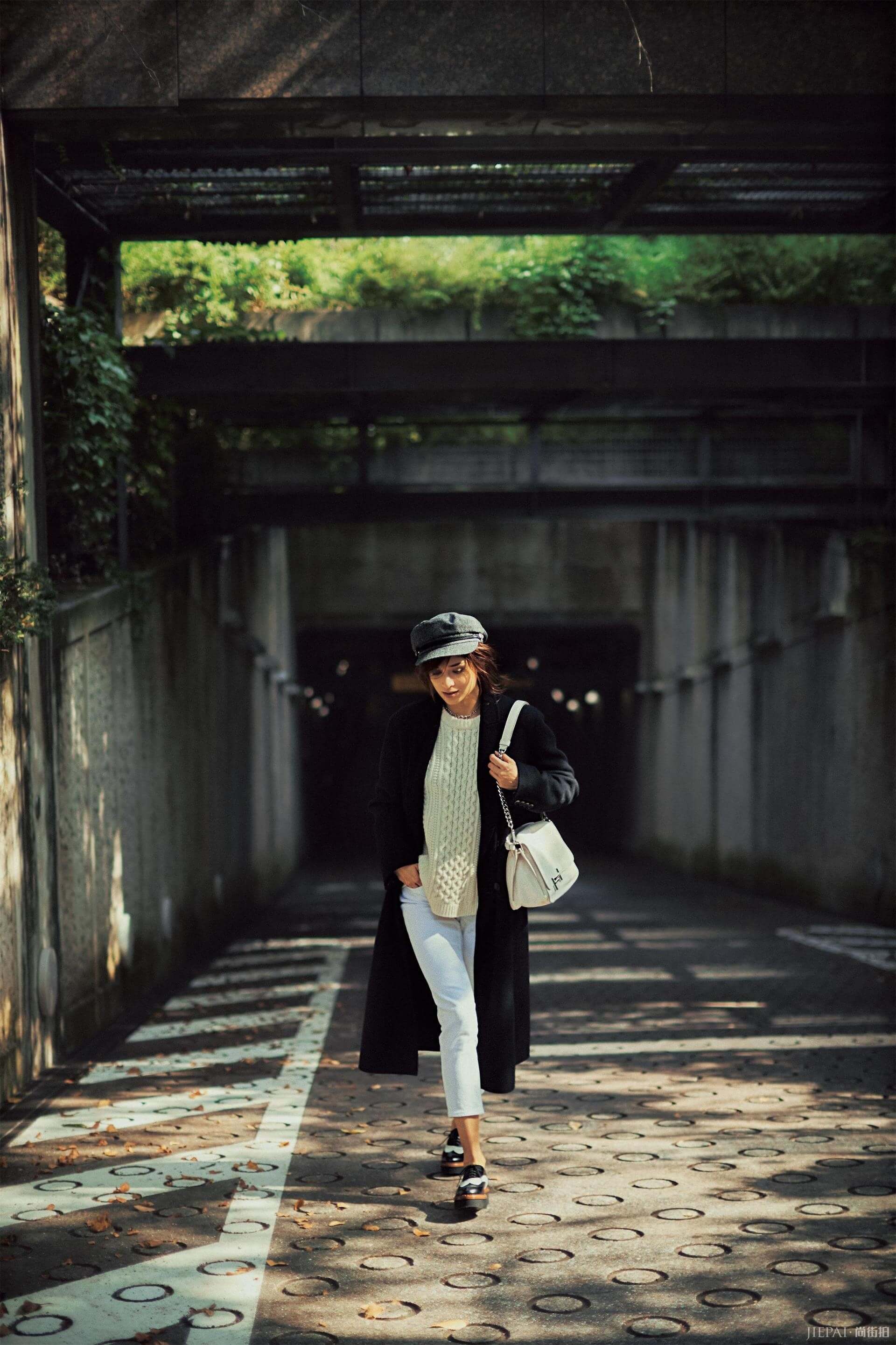 大衣街拍 能正式会休闲，还比风衣暖