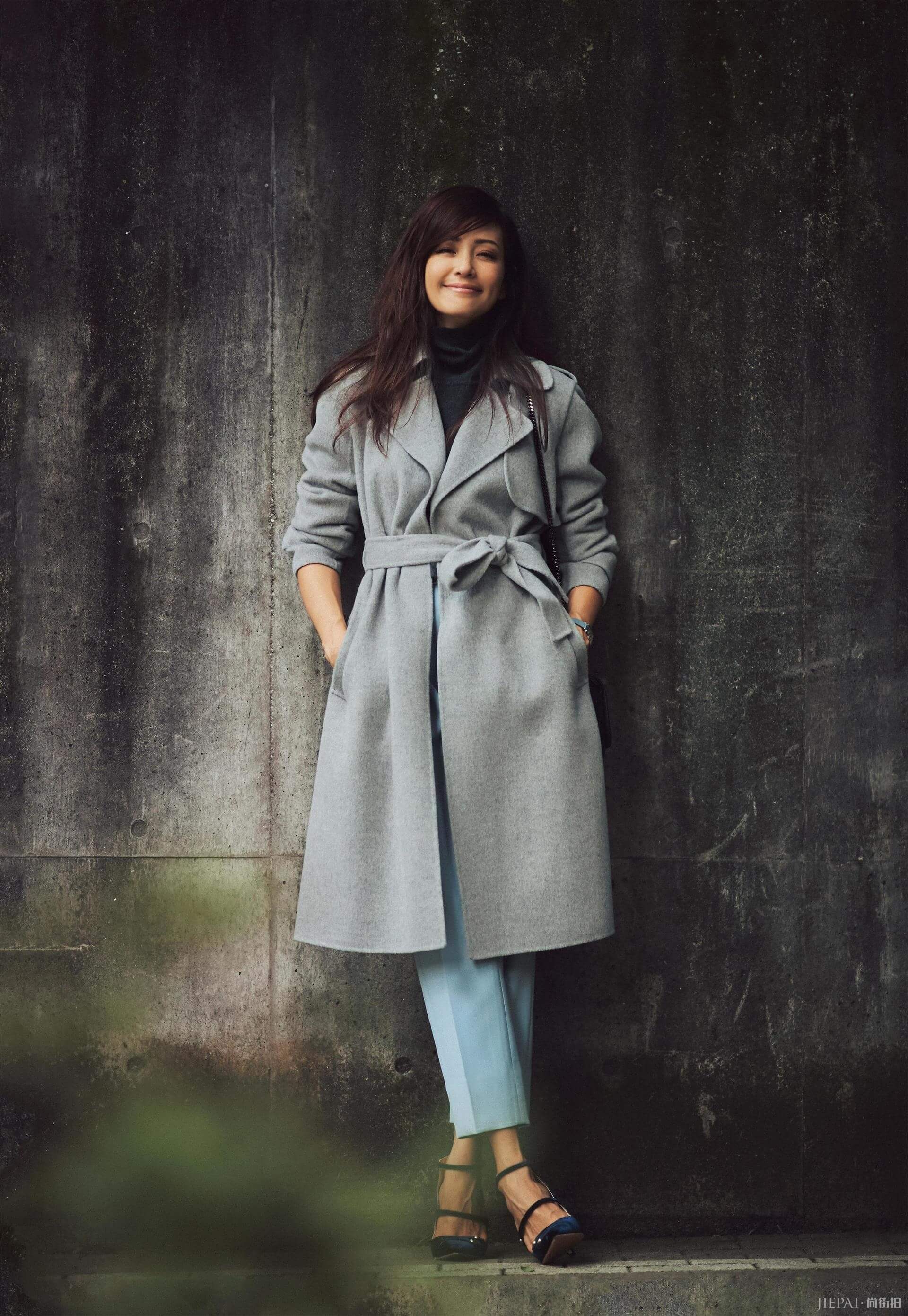 大衣街拍 能正式会休闲，还比风衣暖