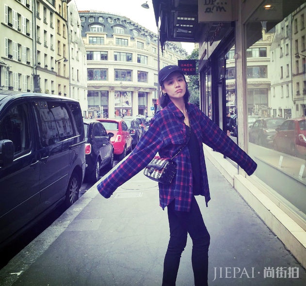 出炉金马影后：171cm「长腿小姐」马思纯的迷人穿搭