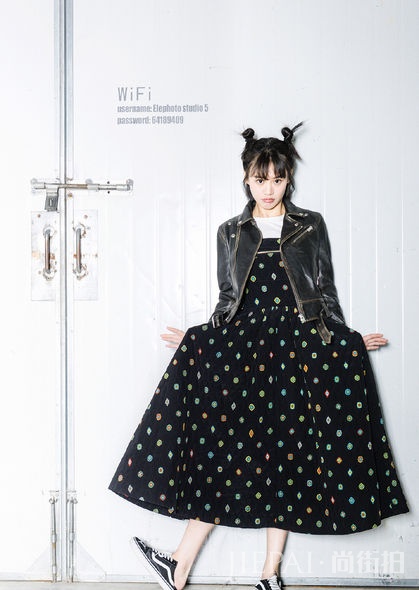 出炉金马影后：171cm「长腿小姐」马思纯的迷人穿搭