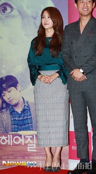 全智贤、朴信惠、秀智都爱！跟韩国女星学半截裙优雅穿搭