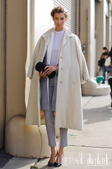 欧美街拍 冬天一件大褛不暖？那就穿两件吧！