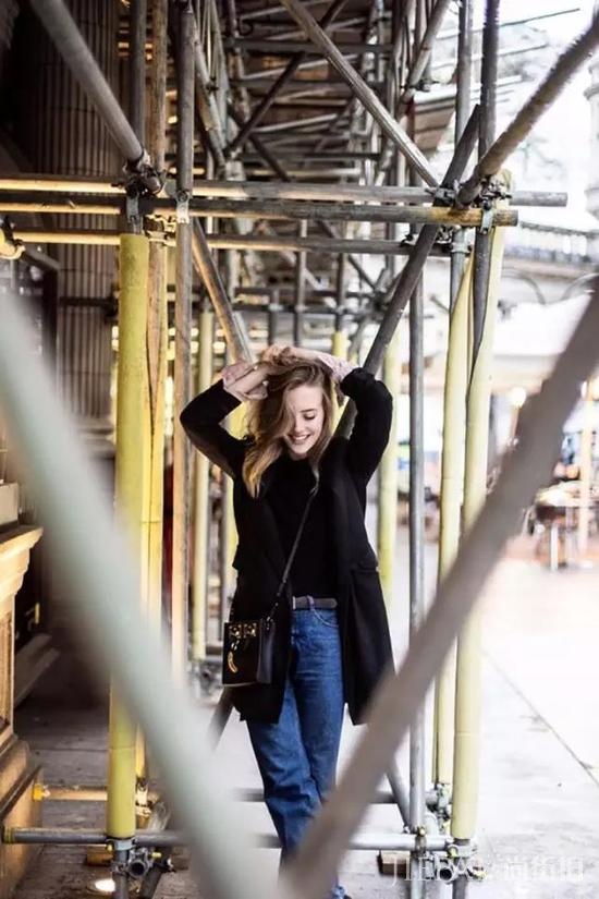 身高不是限制 看欧美不足160cm潮女街拍可以这样美