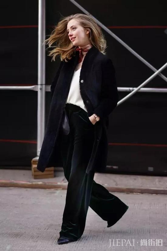 身高不是限制 看欧美不足160cm潮女街拍可以这样美