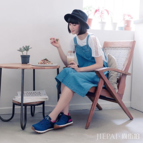 文青女神穿搭参考！看Angela Yuen清纯气质造型