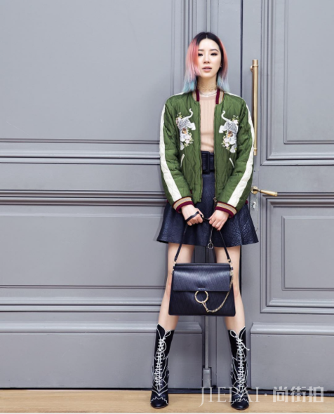 Pantone 2017代表色：森林绿色清新街拍灵感