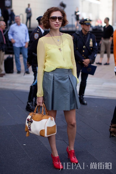 别再乱穿了！2017年潮流「In & Out」