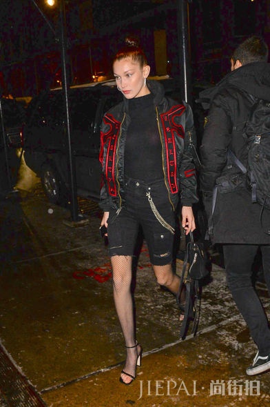 Off-Duty Look：超模的外套装束攻略