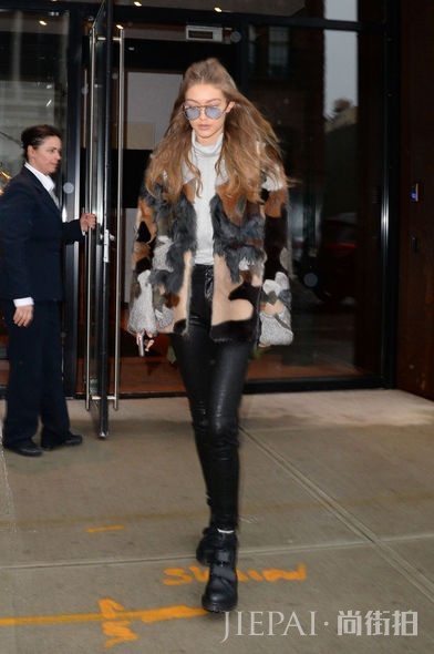 Off-Duty Look：超模的外套装束攻略