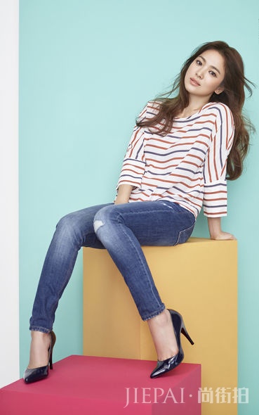 上班及周末都适合：宋慧乔传授春日穿搭技巧