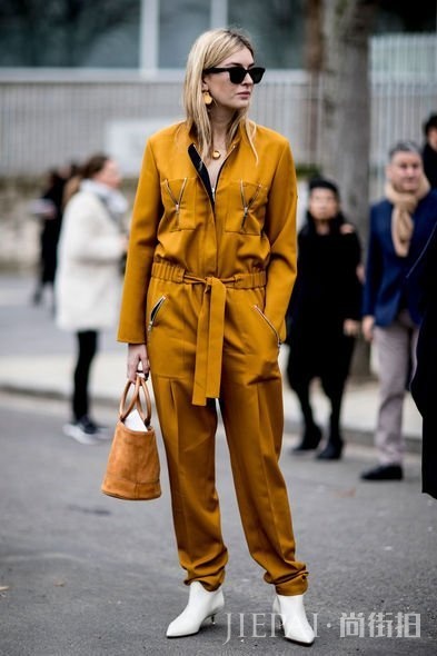 Paris-Str-RF17-4380_img_885_590