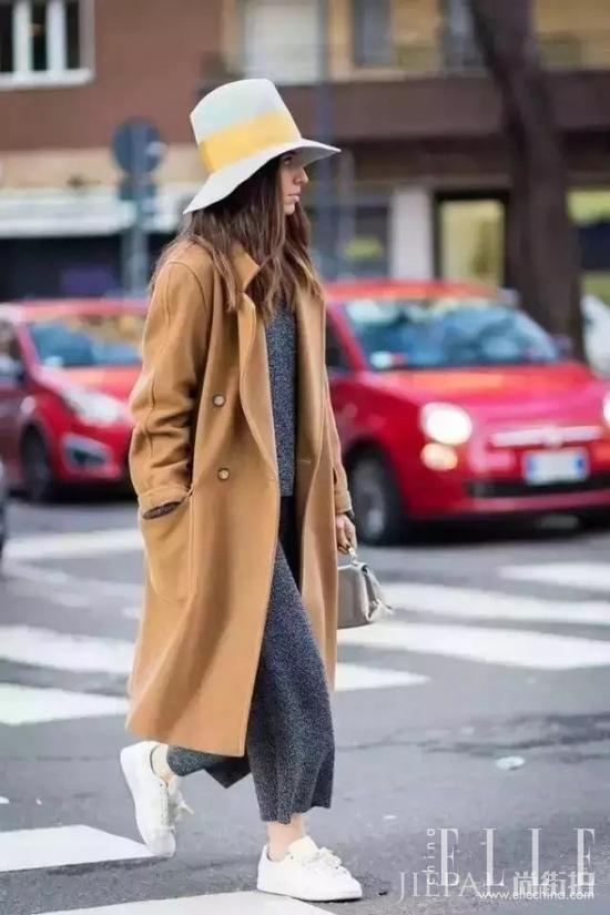 欧美街拍 针织裤搭出时尚STYLE