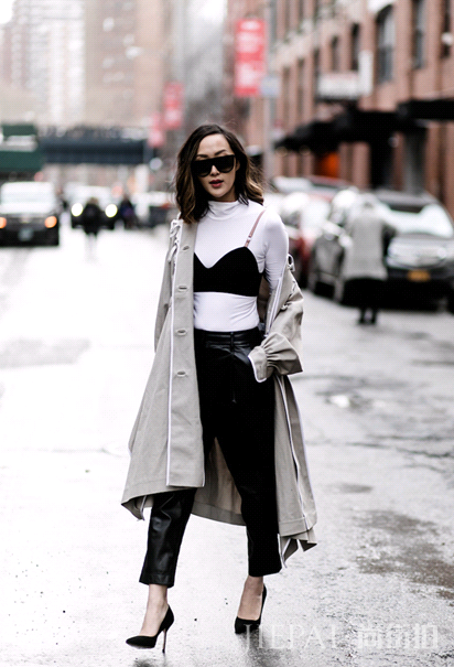 让人捉摸不透的季节里，看街拍学大衣搭配