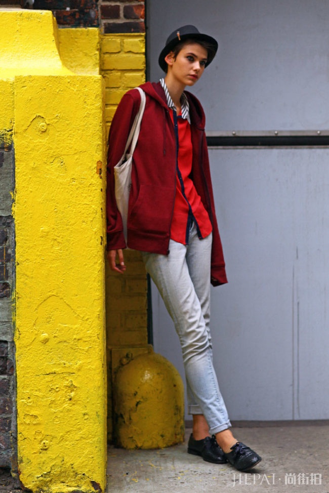 STYLINGSpring Color Trends：今年春天穿搭中的不容错过的六种颜色趋势