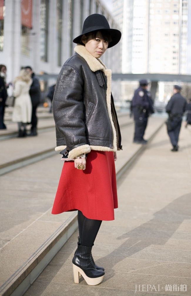 STYLINGSpring Color Trends：今年春天穿搭中的不容错过的六种颜色趋势